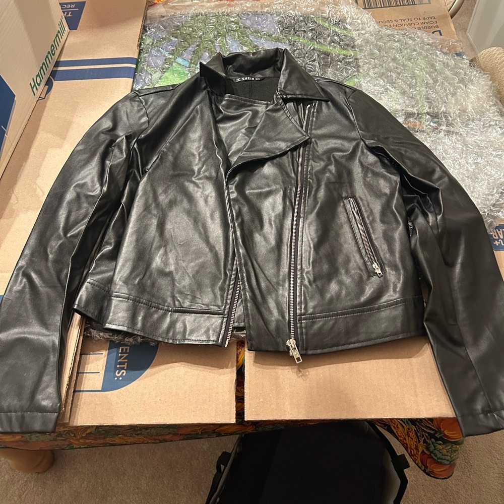 Black Leather Jacket. Great for day & night. Adult medium. PU Leather.